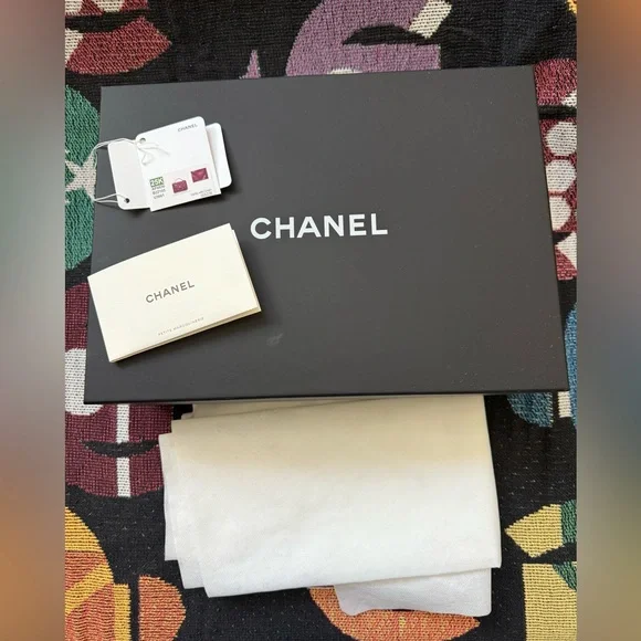CHANEL Empty Gift Box for Vanity / Chain Bag